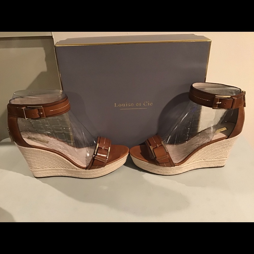 Too cute sandals for the summer